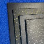 بلاط مطاطي Mix EPDM عالي الجودة مقاوم للانزلاق والصدمات