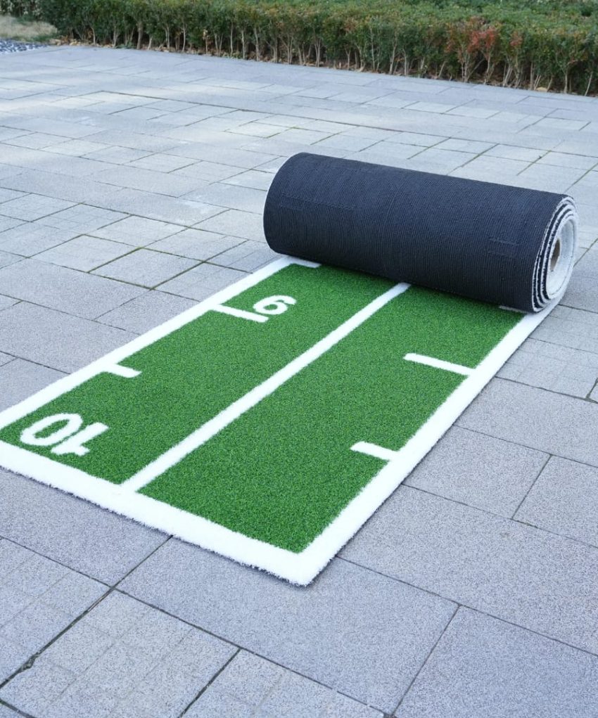 نجيل صناعي لمسارات التدريب داخل الجيم مع علامات قياس للتمارين الرياضية